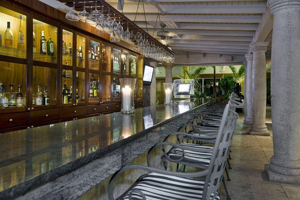 Windward Passage Hotel Charlotte Amalie Restaurace fotografie